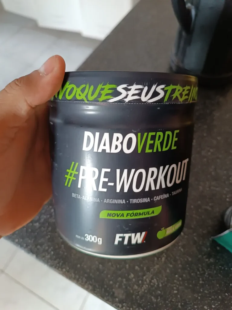 Pré-Treino Diabo Verde na mão